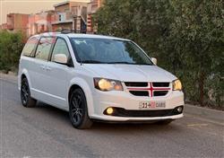 دودج جراند كارافان